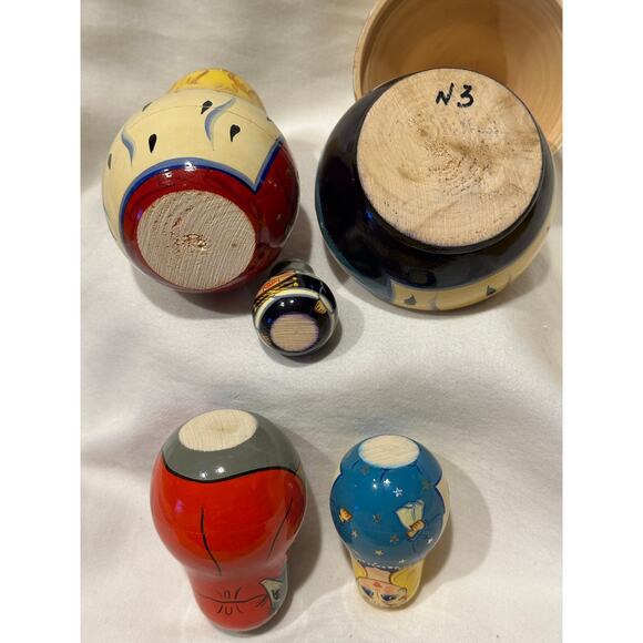 Russian Matryoshka Wooden Nesting Dolls 5 Pieces Unique Handmade Painted Russia - Picture 5 of 6